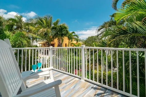 $2,699,000 | 130 50th Street, Holmes Beach, FL 34217