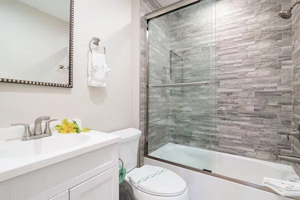 $2,699,000 | 130 50th Street, Holmes Beach, FL 34217