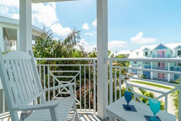 $2,699,000 | 130 50th Street, Holmes Beach, FL 34217