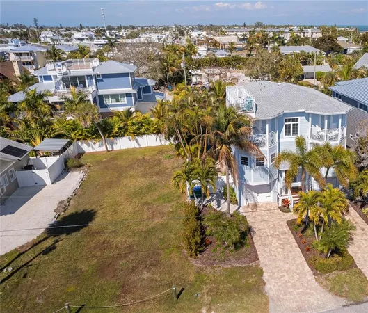$2,699,000 | 130 50th Street, Holmes Beach, FL 34217