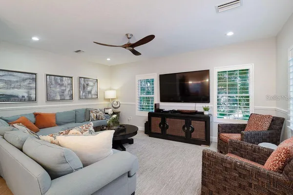 $2,699,000 | 130 50th Street, Holmes Beach, FL 34217