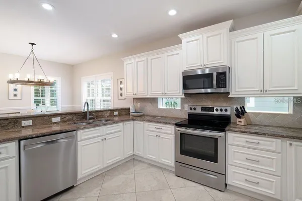 $2,699,000 | 130 50th Street, Holmes Beach, FL 34217