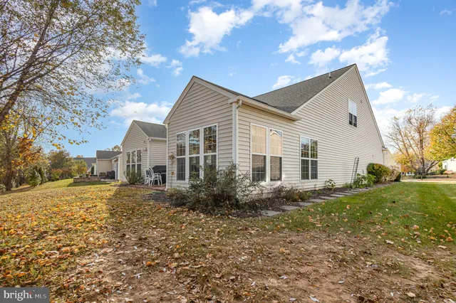 $549,900 | 10 Eagle Bluff Street, Fredericksburg, VA 22406