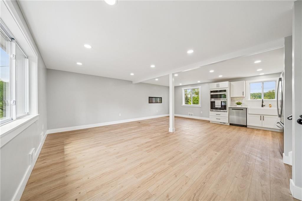 81 Old Farm Road Canonsburg, PA 15317 - Photo 20 of 38 Gallery Image 20