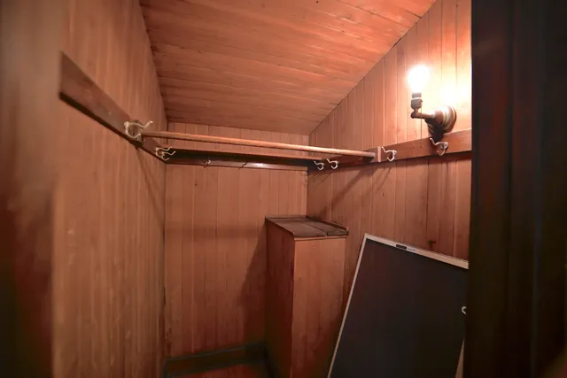 $1,800 | 4421 North Cramer Street, Shorewood, WI 53211