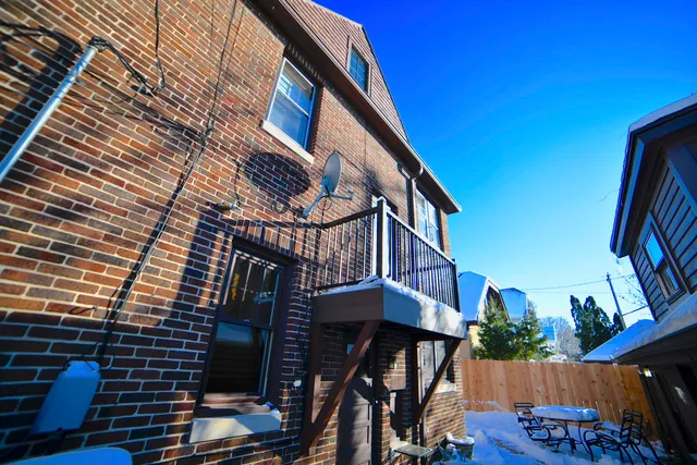 $1,800 | 4421 North Cramer Street, Shorewood, WI 53211