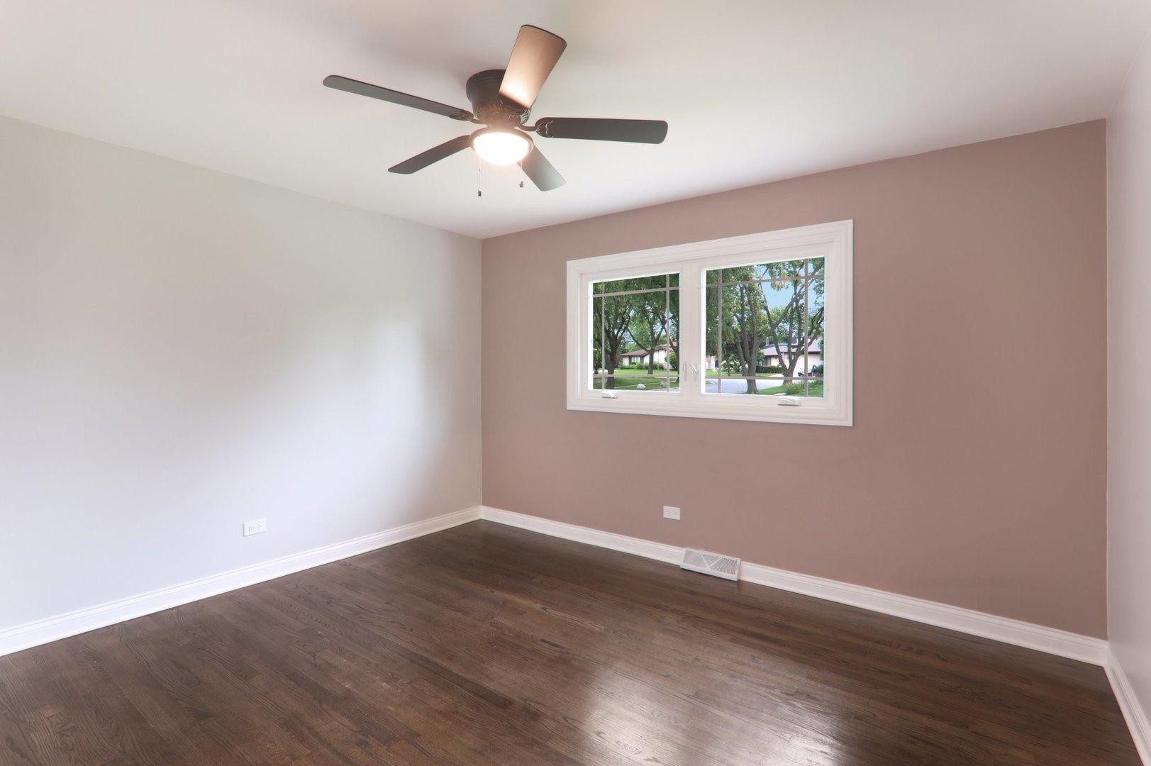 7701 Sawyer Road Darien, IL 60561 - Photo 15 of 35