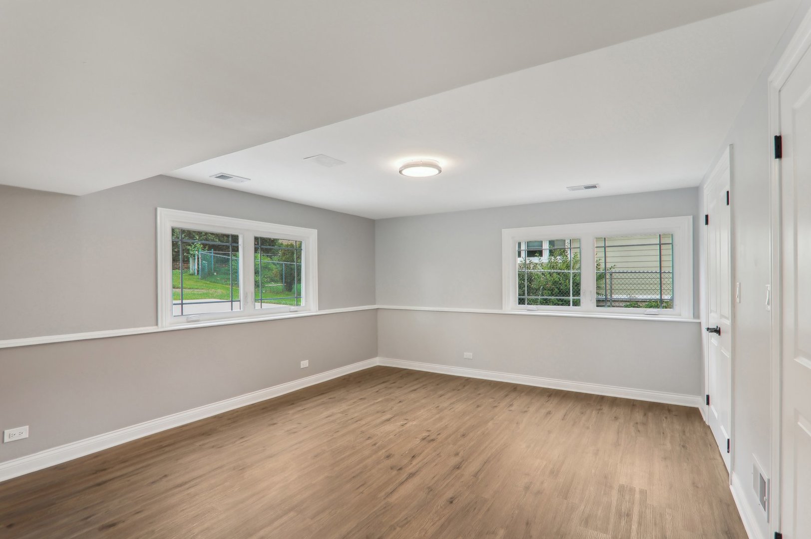 7701 Sawyer Road Darien, IL 60561 - Photo 22 of 35