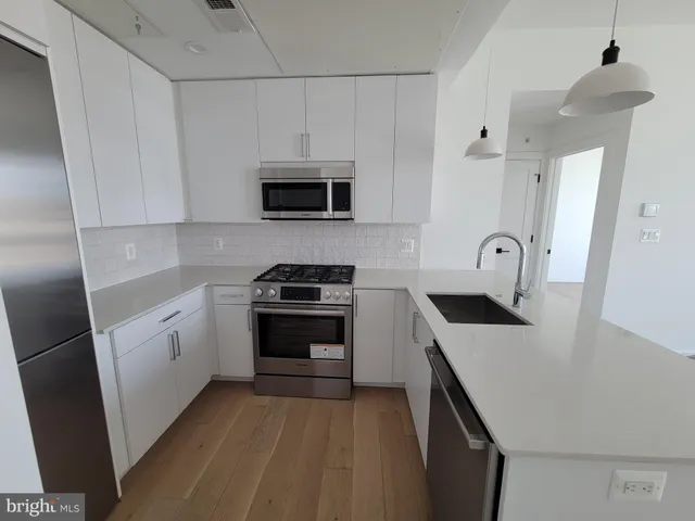 $1,895 | 2905 Georgia Avenue Northwest, Unit 303, Washington, DC 20001