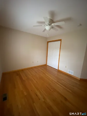 $449,900 | 5 Lendler Lane, Wallingford, CT 06492