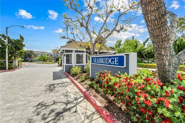 $848,000 | 8192 Sandcove Circle, Unit 106, Huntington Beach, CA 92646