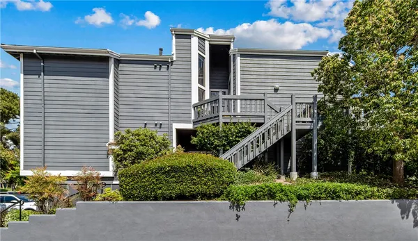 $848,000 | 8192 Sandcove Circle, Unit 106, Huntington Beach, CA 92646