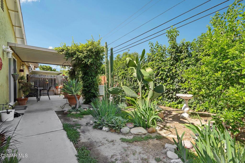 1725 Sequoia Avenue Simi Valley, CA 93063 - Photo 16 of 19