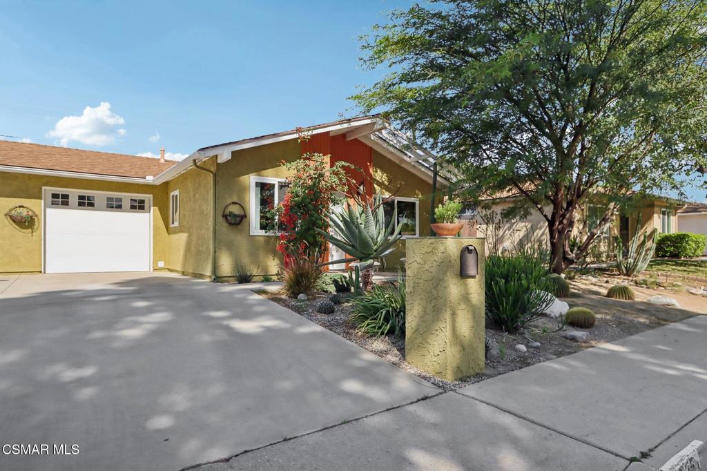 1725 Sequoia Avenue Simi Valley, CA 93063 - Photo 2 of 19