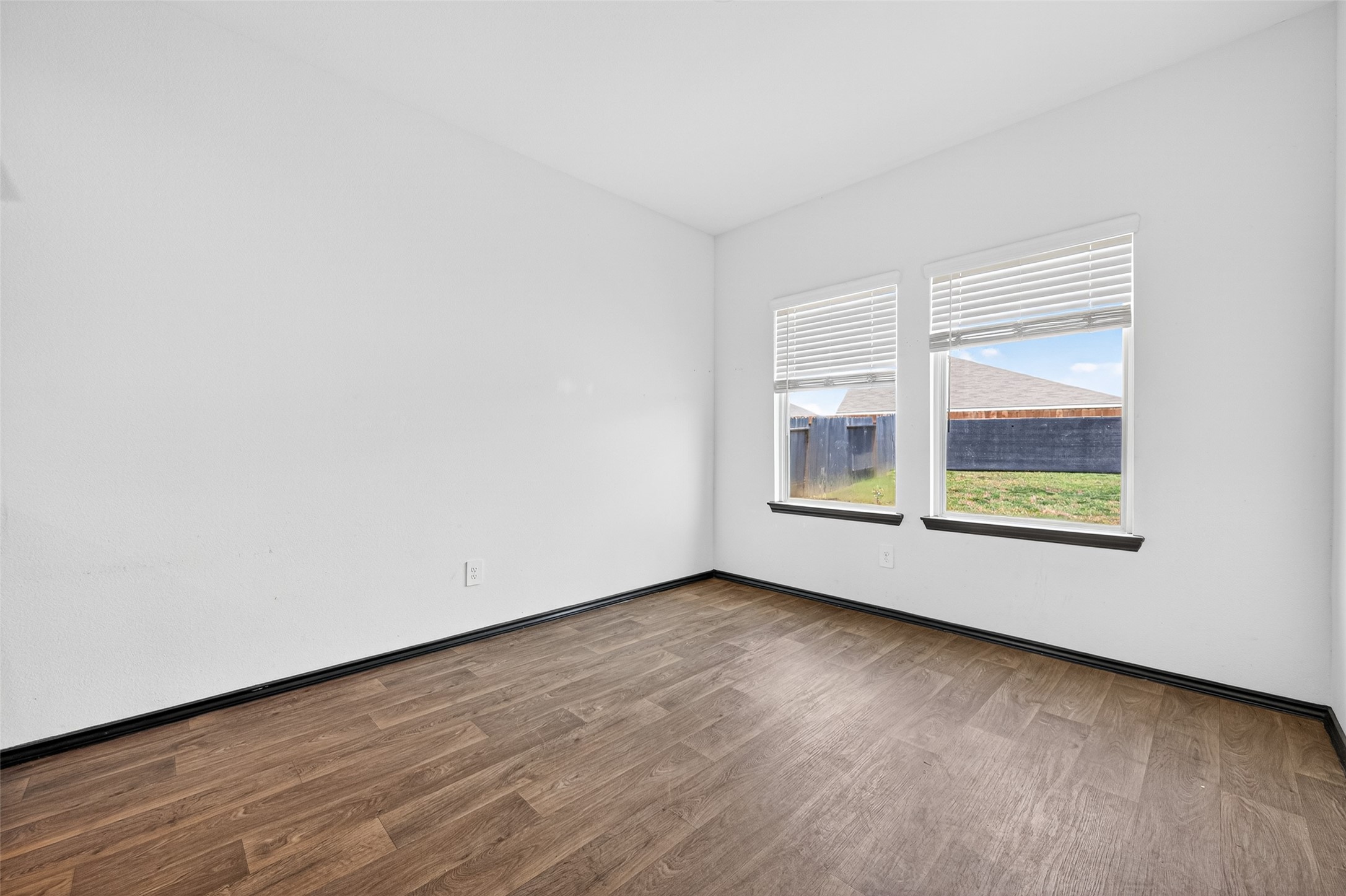 21538 Violet Rdg Road Katy, TX 77449 - Photo 8 of 28