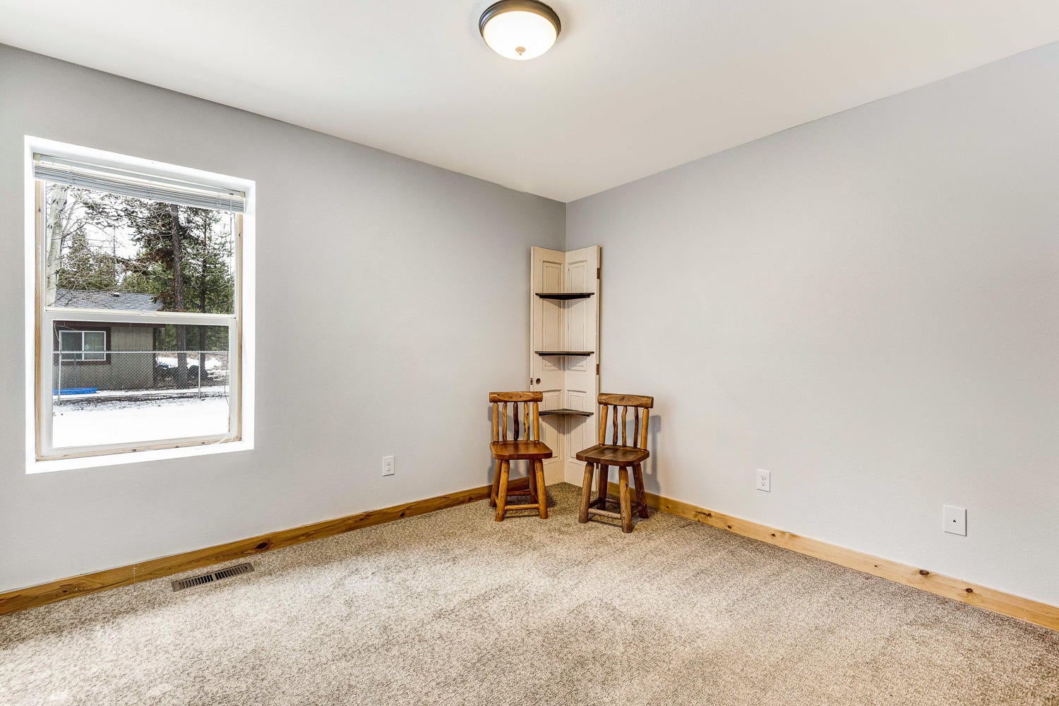 17084 Elsinore Road Bend, OR 97707 - Photo 19 of 41 OReilly_20210311_19_54184_72ppi