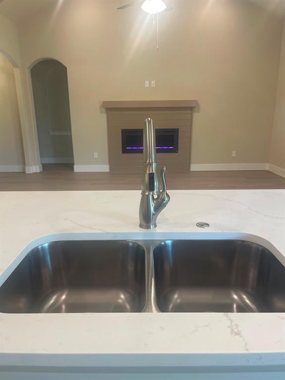 125 Joel Street Springtown, TX 76082 - Photo 5 of 20