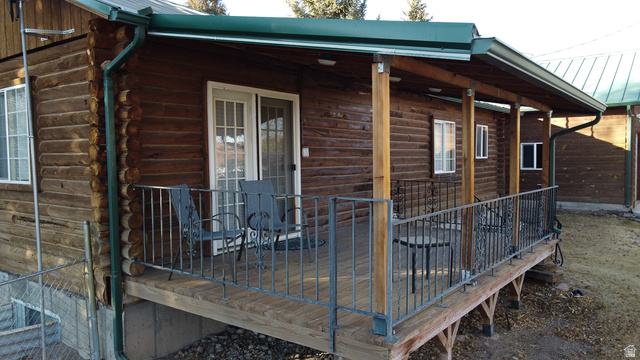348 North Jakes Pl Road Loa, UT 84747 - Photo 3 of 26 View of porch