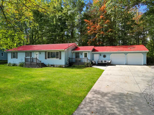 $359,900 | 9279 West School Section Lake Drive, Unit 9192, Mecosta, MI 49332