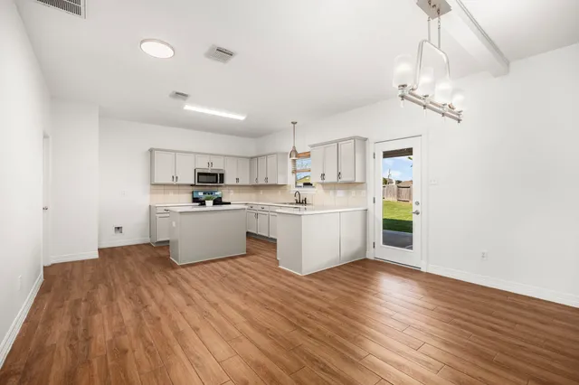 $295,000 | 4534 Marquis Avenue, Baytown, TX 77521