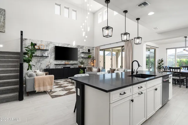 $1,595,000 | 21627 North 59th Way, Phoenix, AZ 85054
