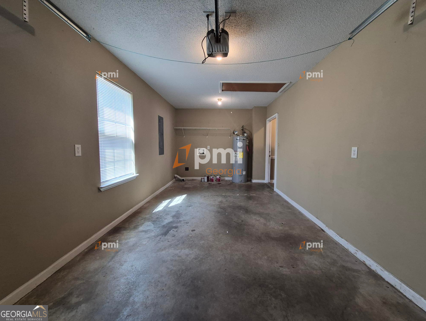 342 Orchard Way Warner Robins, GA 31088 - Photo 6 of 15 a view of livingroom
