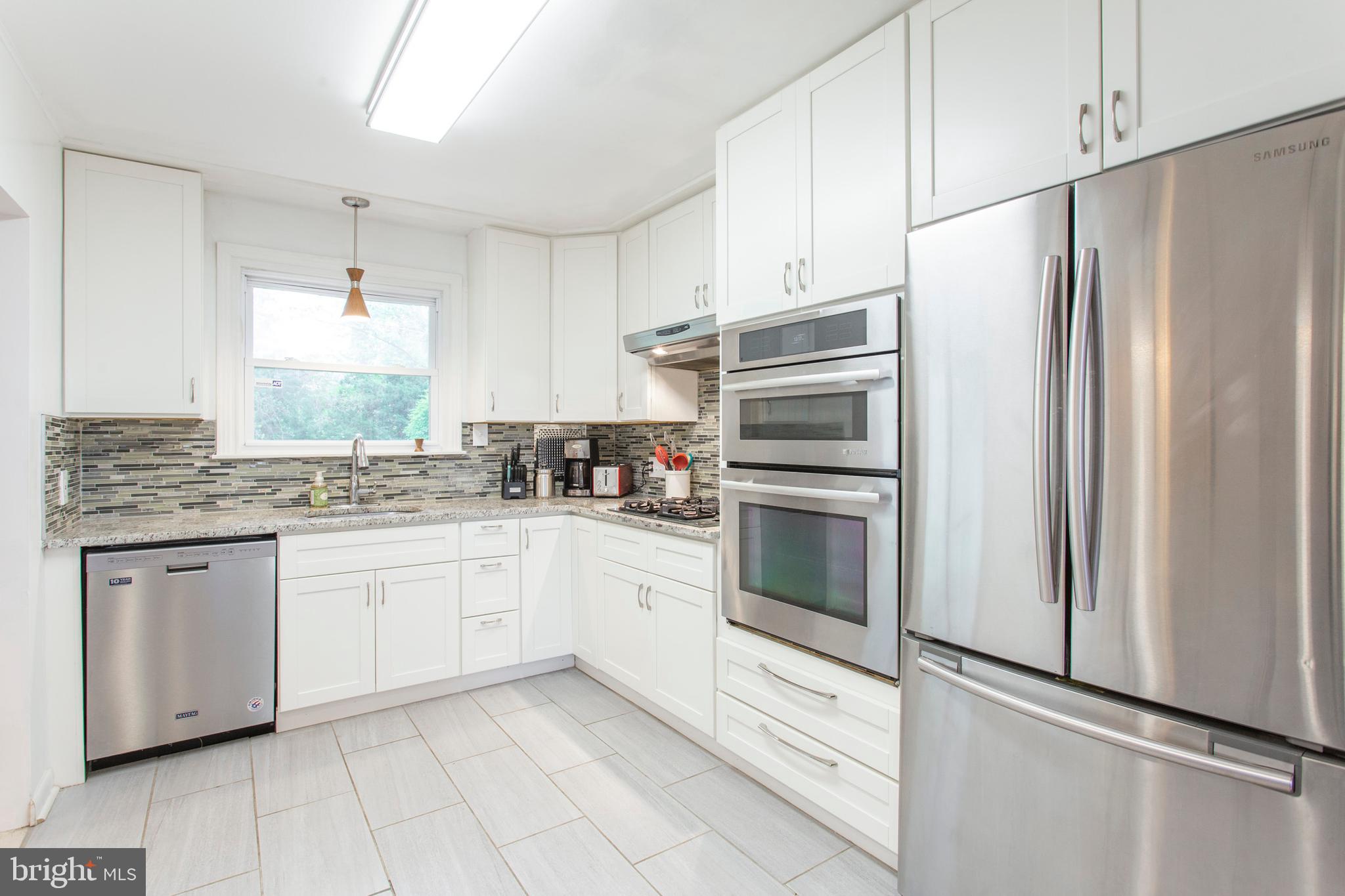 512 Roumfort Road Philadelphia, PA 19119 - Photo 16 of 43 Kitchen