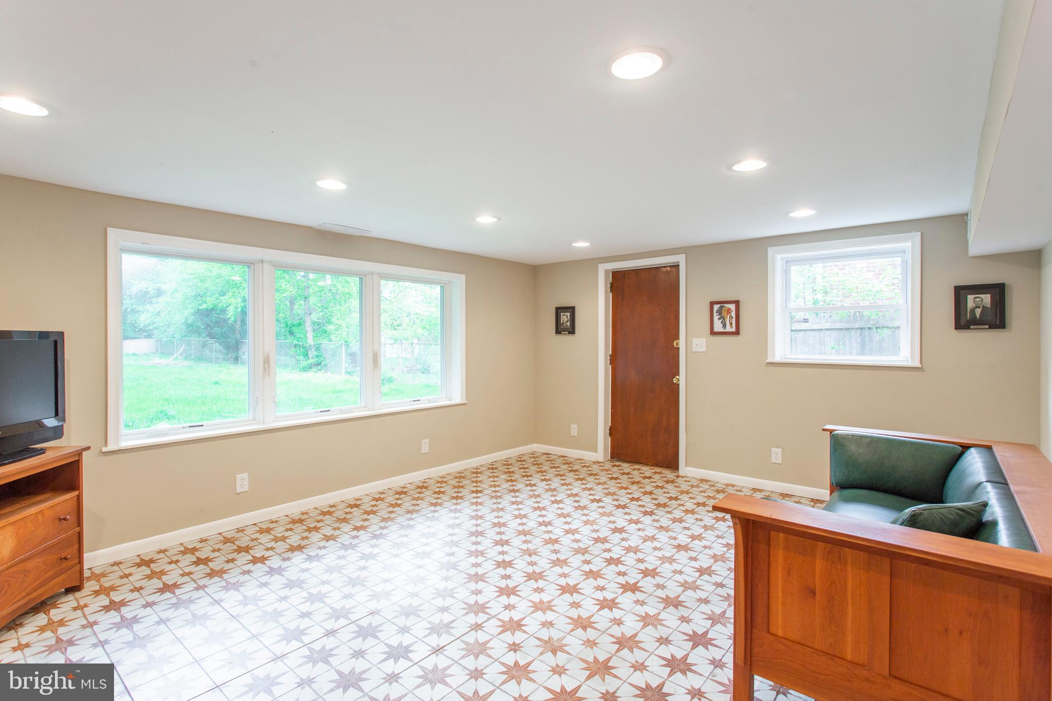 512 Roumfort Road Philadelphia, PA 19119 - Photo 23 of 43 Basement