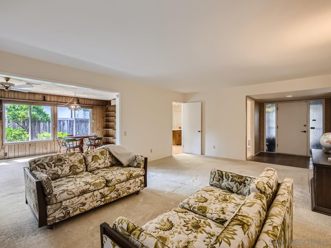 16319 Gabaa Road San Diego, CA 92128 - Photo 6 of 30 Gallery Image 6