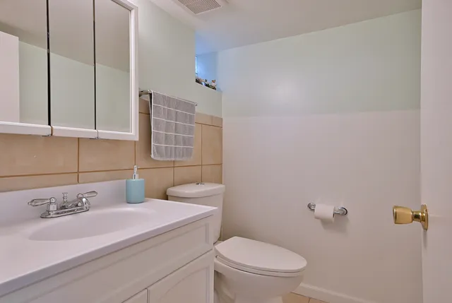 $349,000 | 5919 West Foster Avenue, Chicago, IL 60630