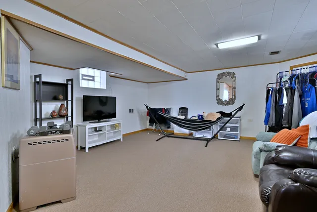 $349,000 | 5919 West Foster Avenue, Chicago, IL 60630