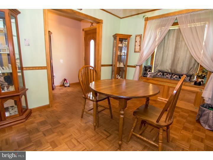 71 Lotus Lane Carneys Point, NJ 08069 - Photo 7 of 10 Dining Room