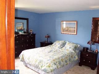 556 Flock Road Hamilton, NJ 08690 - Photo 5 of 6