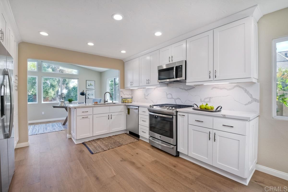 631 Dell Street Solana Beach, CA 92075 - Photo 11 of 25