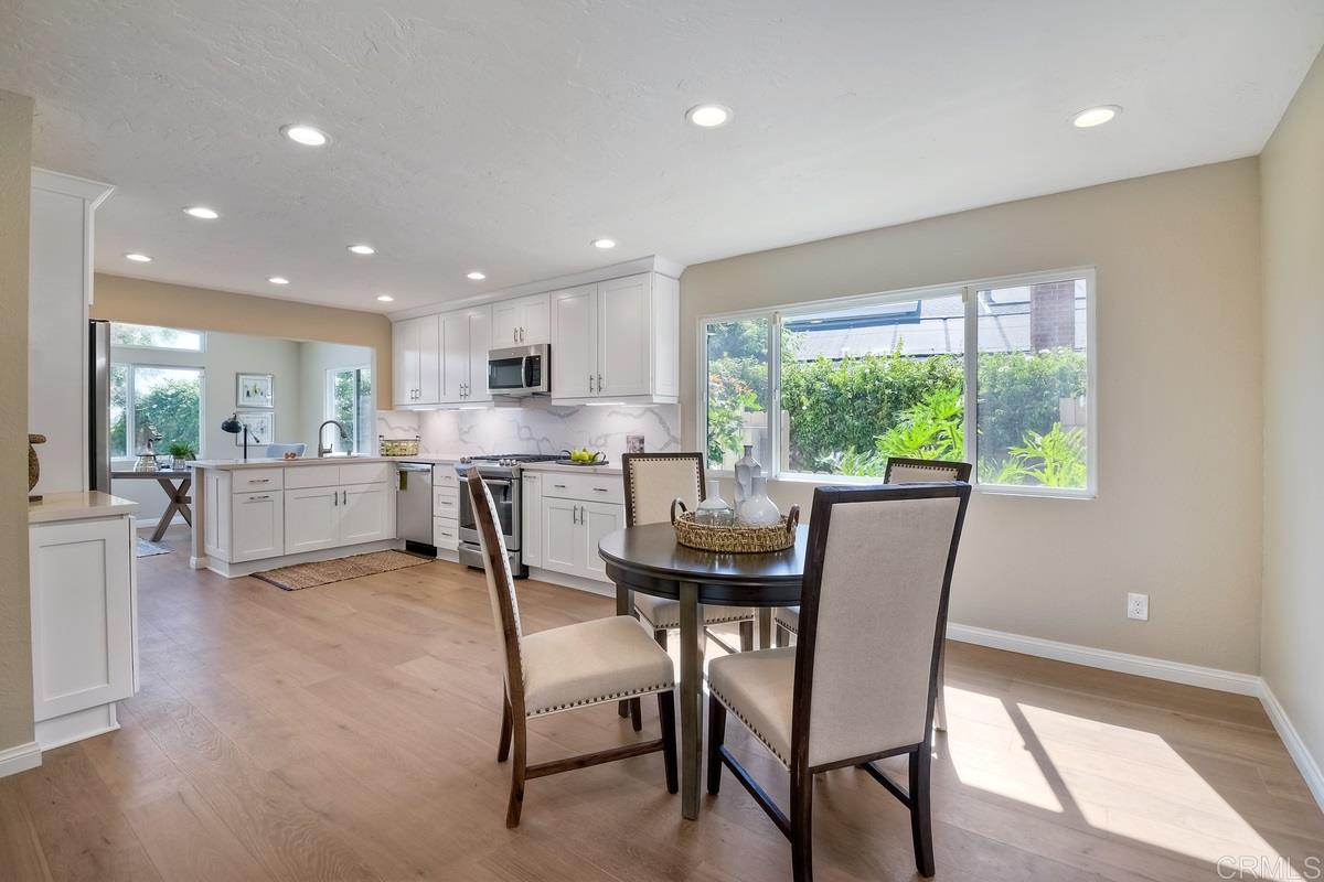 631 Dell Street Solana Beach, CA 92075 - Photo 3 of 25