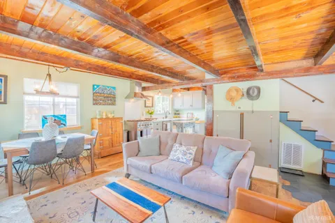 $625,000 | 952 Linda Avenue, South Lake Tahoe, CA 96150