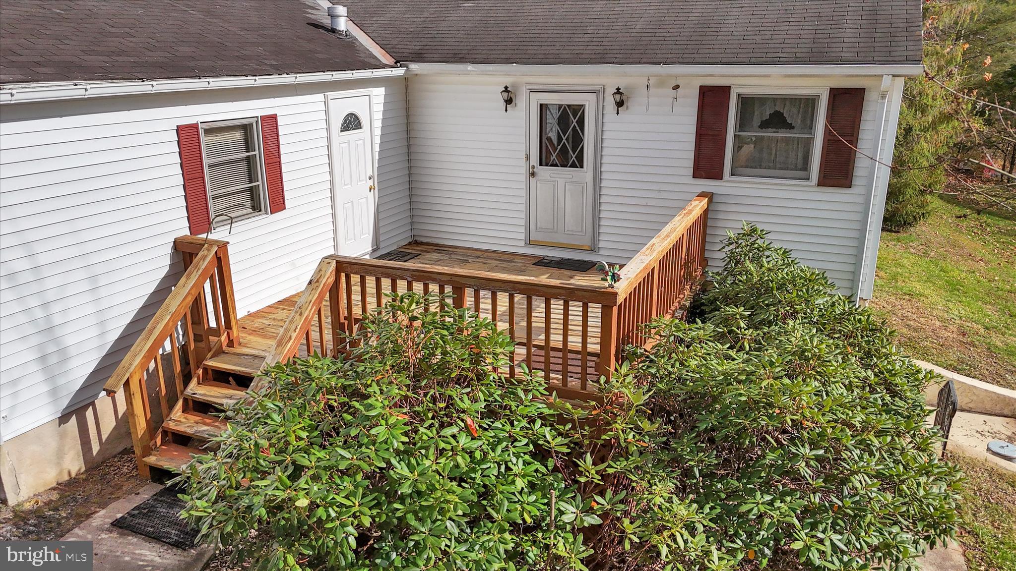 70 Mullen Road Birdsboro, PA 19508 - Photo 4 of 38