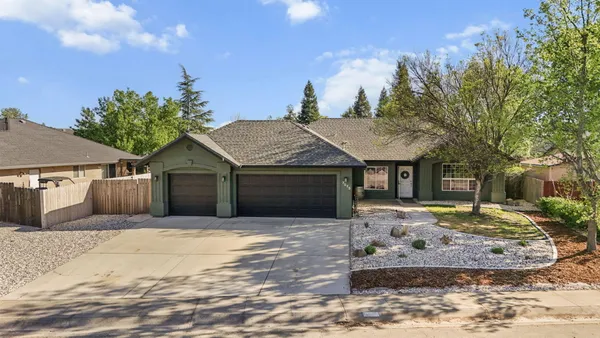 $424,900 | 7575 Pit Road, Redding, CA 96001