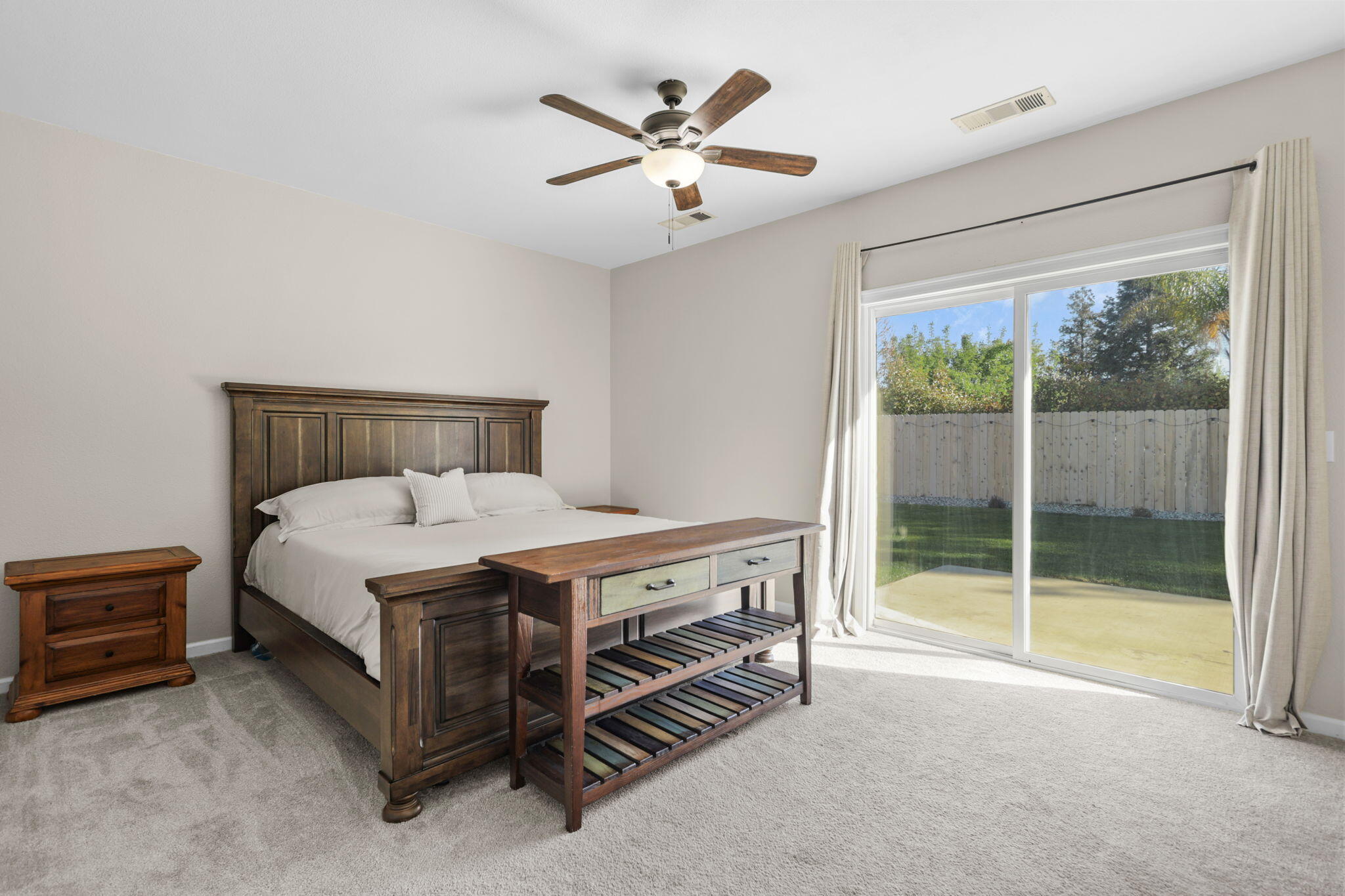 7575 Pit Road Redding, CA 96001 - Photo 14 of 32 Bedroom 1