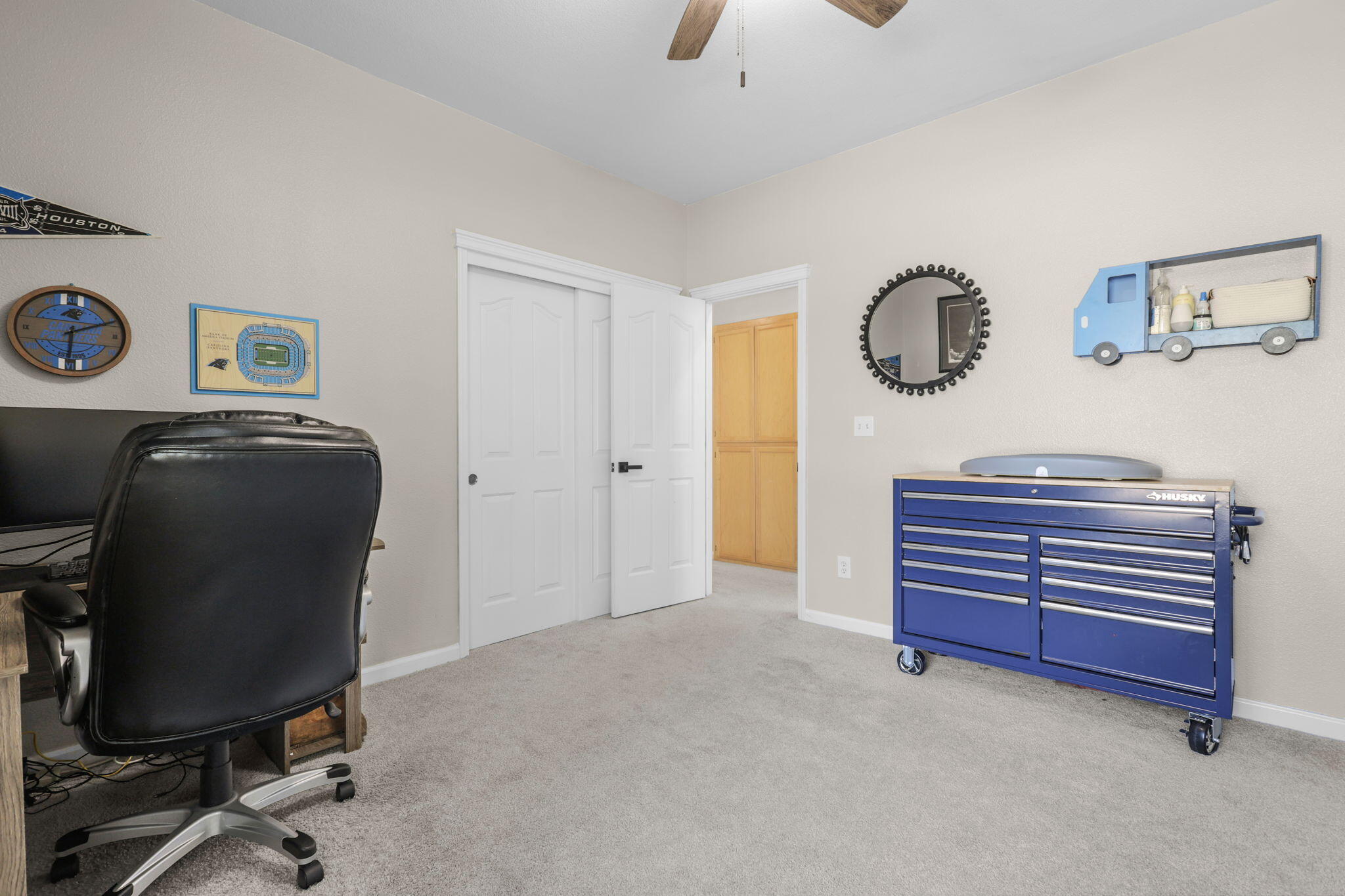 7575 Pit Road Redding, CA 96001 - Photo 22 of 32 Bedroom 3