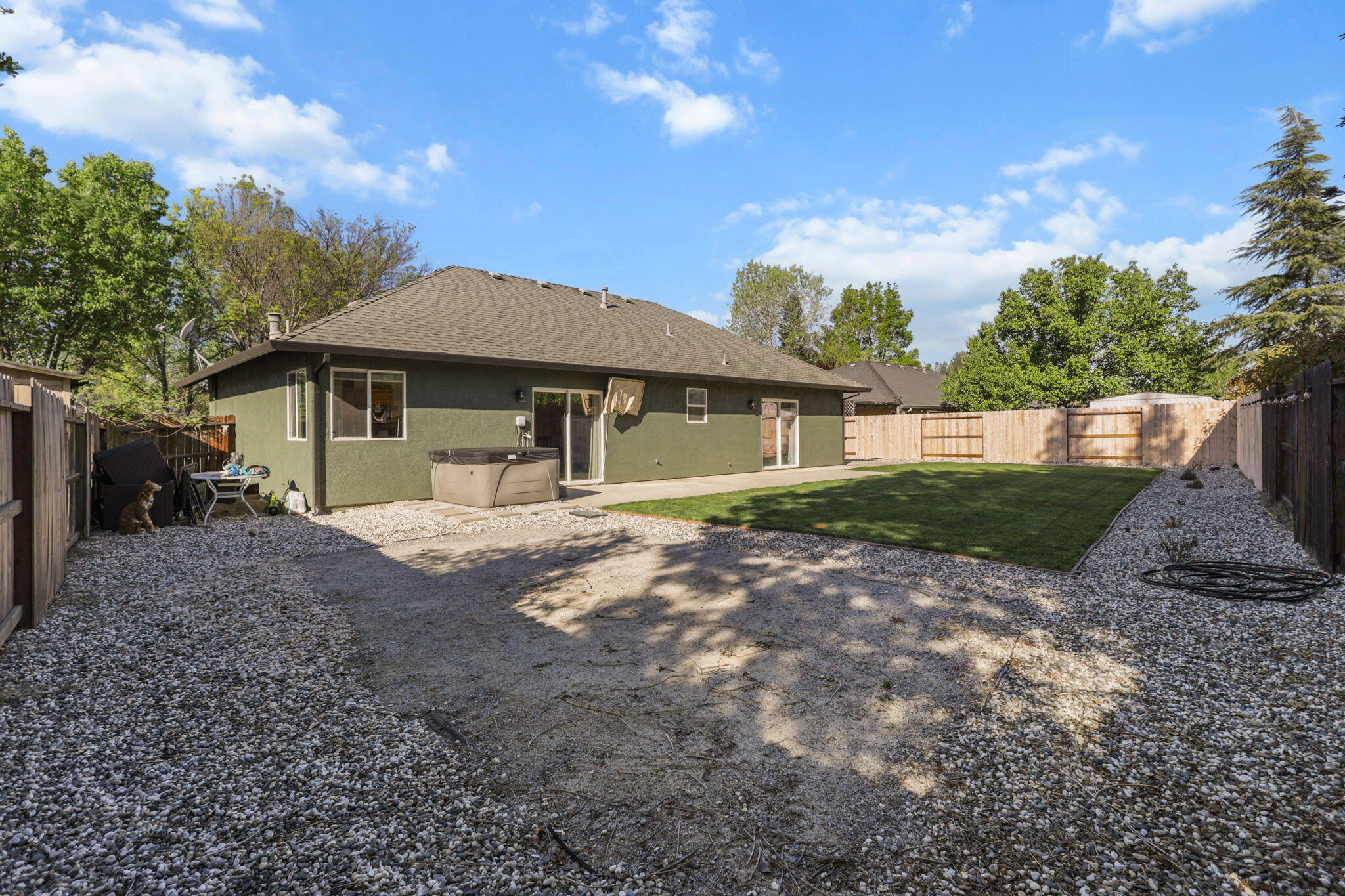 7575 Pit Road Redding, CA 96001 - Photo 25 of 32 21-web-or-mls-8Q0A9108