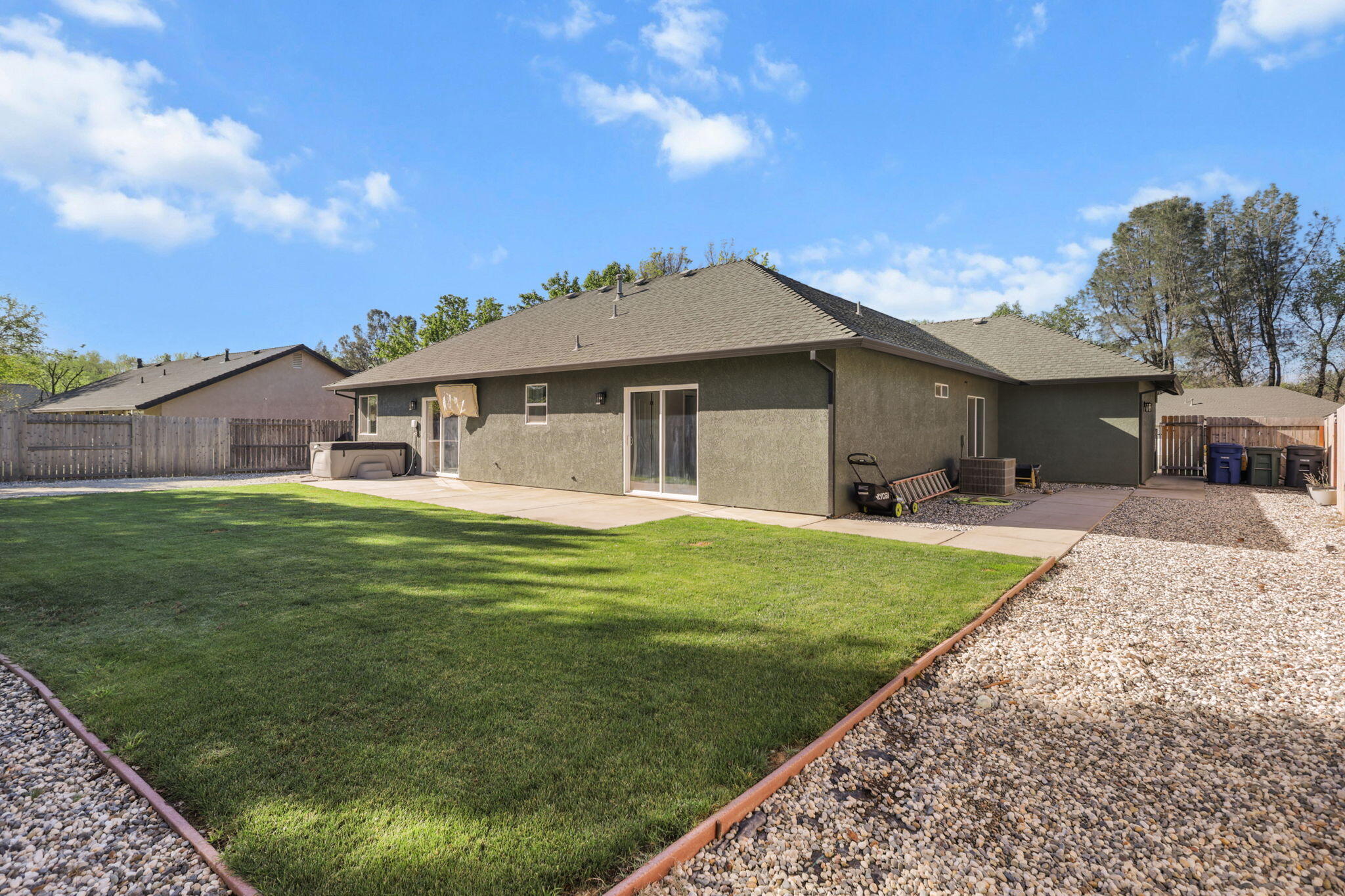 7575 Pit Road Redding, CA 96001 - Photo 27 of 32 23-web-or-mls-8Q0A9118