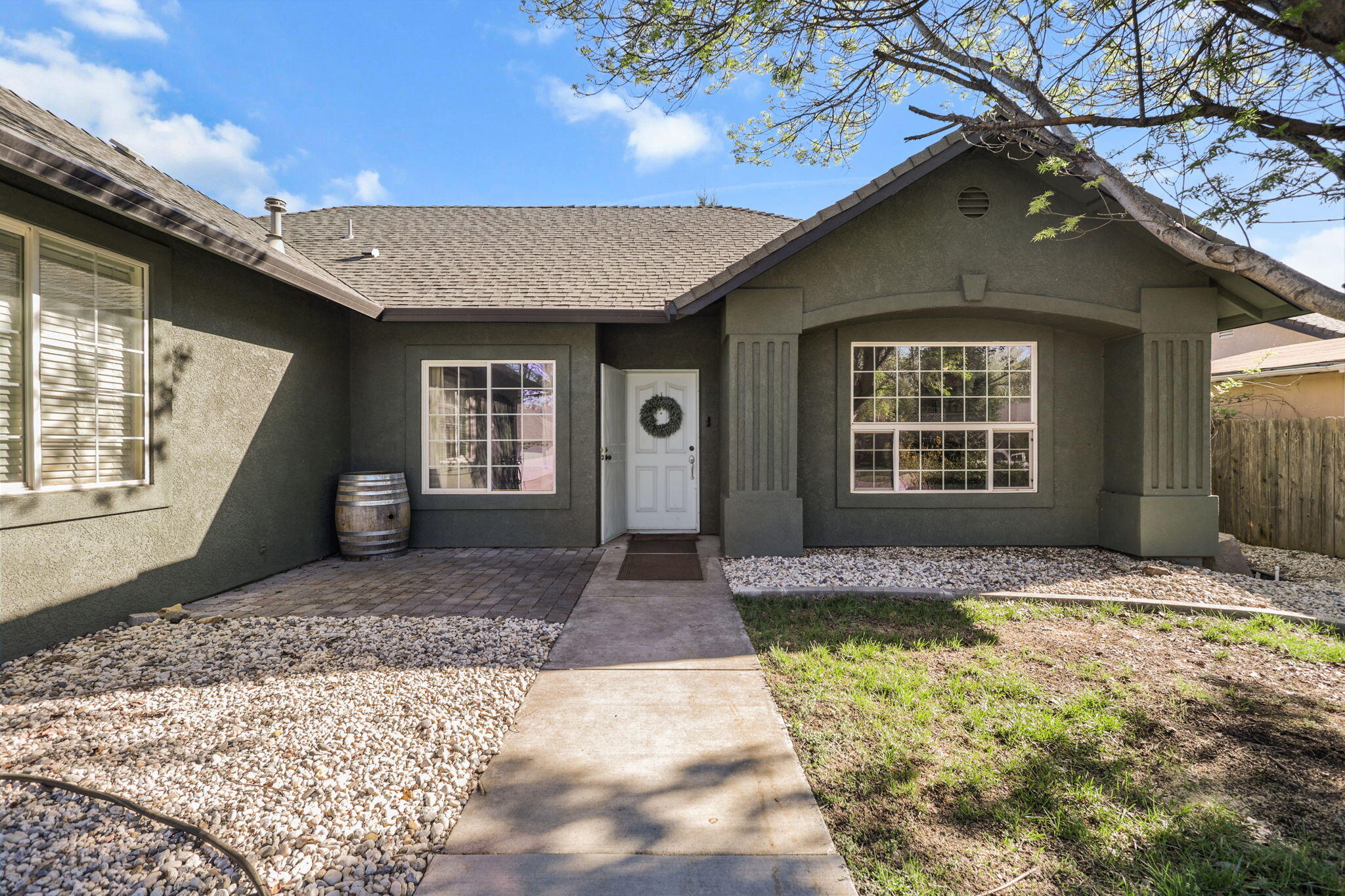 7575 Pit Road Redding, CA 96001 - Photo 4 of 32 25-web-or-mls-8Q0A9128