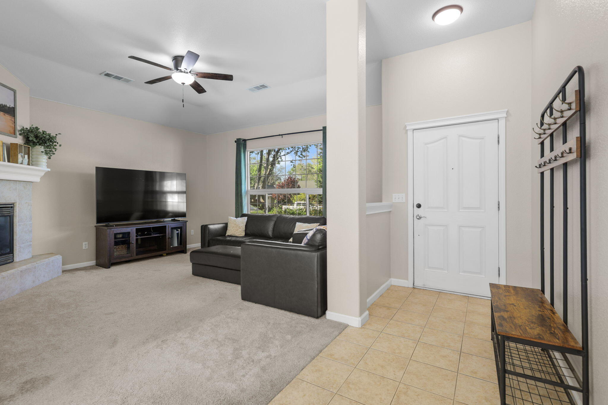 7575 Pit Road Redding, CA 96001 - Photo 5 of 32 5-web-or-mls-8Q0A8978