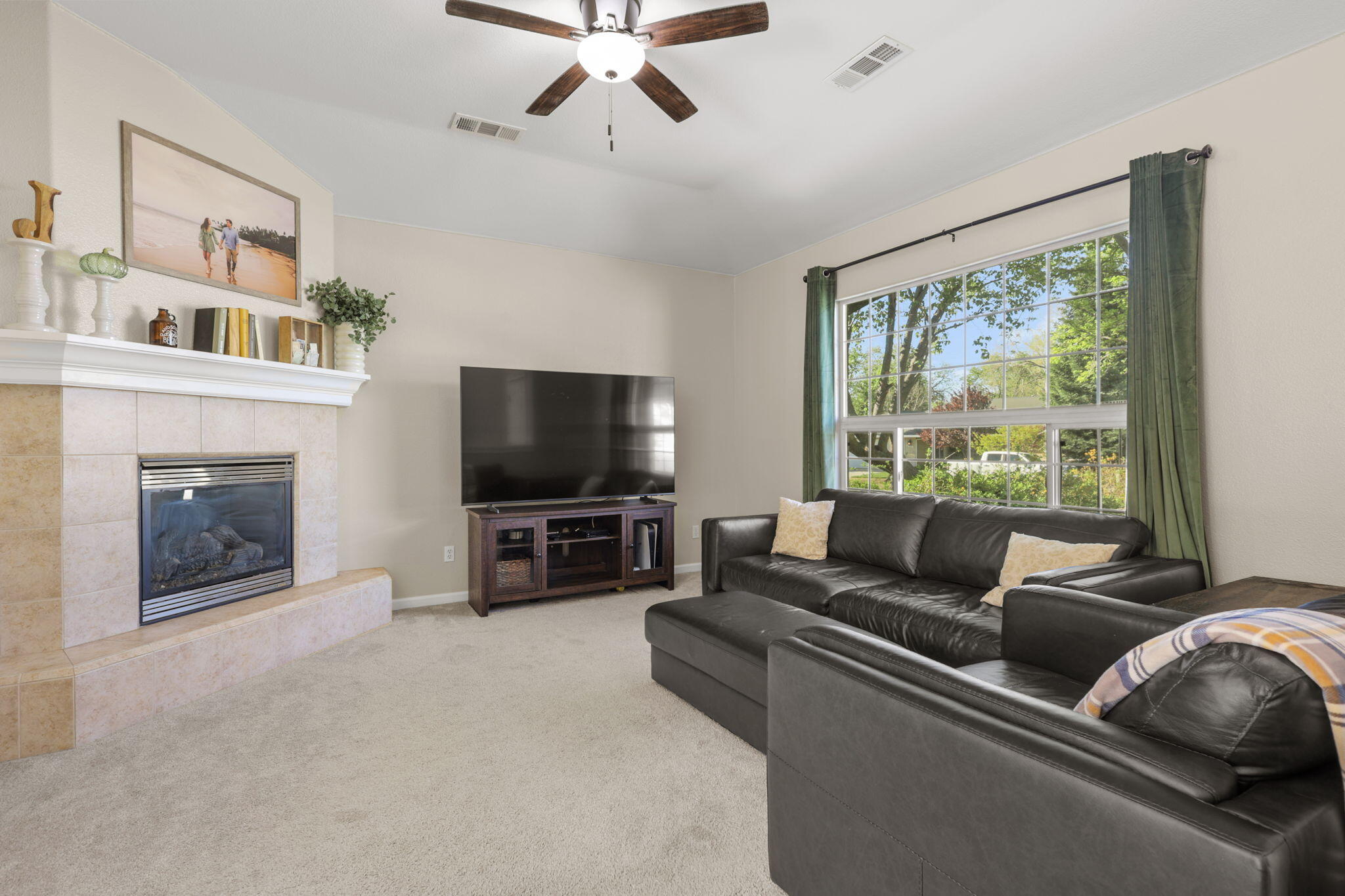 7575 Pit Road Redding, CA 96001 - Photo 6 of 32 7-web-or-mls-8Q0A8998