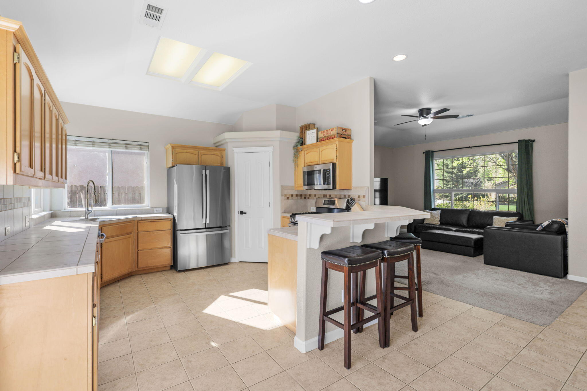 7575 Pit Road Redding, CA 96001 - Photo 10 of 32 10-web-or-mls-8Q0A9028