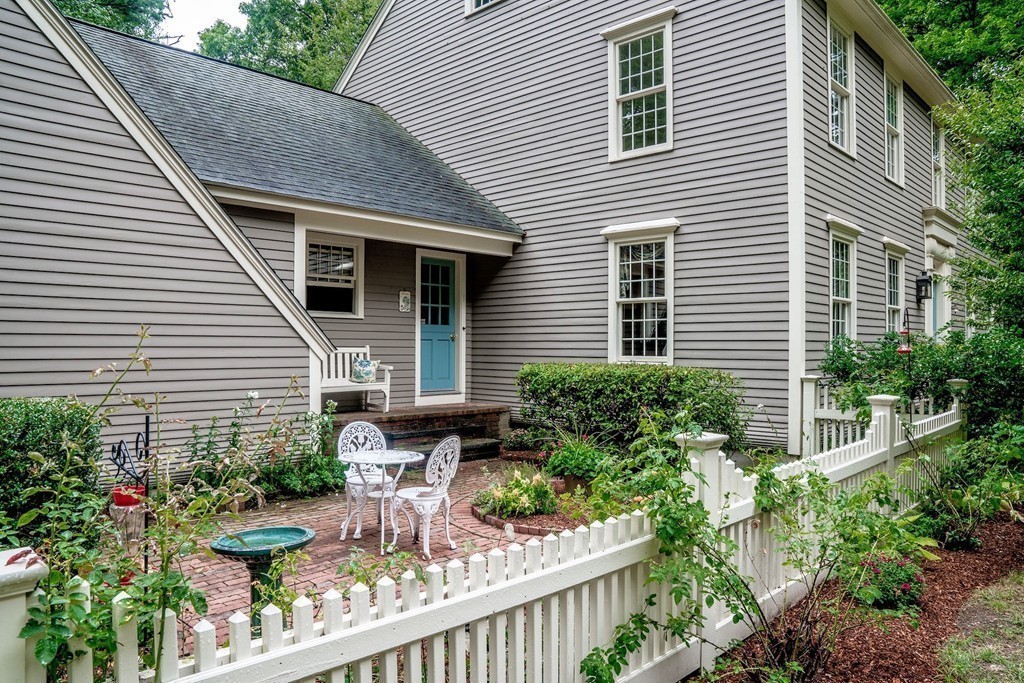 4 Woodchuck Hill Road Harvard, MA 01451 - Photo 3 of 30 Gallery Image 3