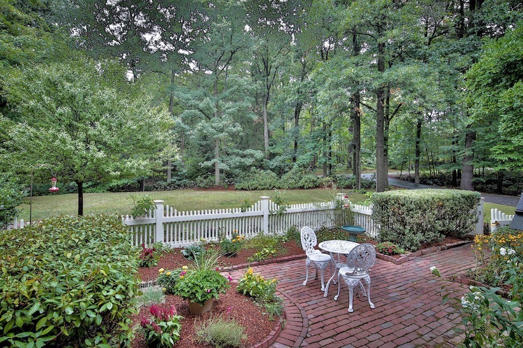 4 Woodchuck Hill Road Harvard, MA 01451 - Photo 4 of 30 Gallery Image 4