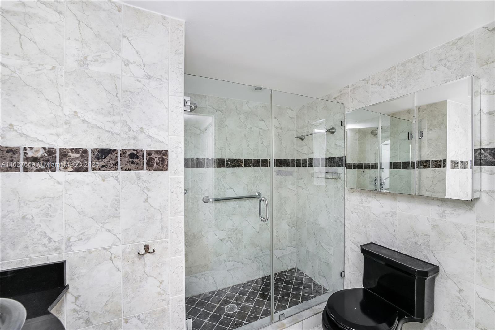 90 Alton Road, Unit 2909 Miami Beach, FL 33139 - Photo 25 of 56 Gallery Image 25