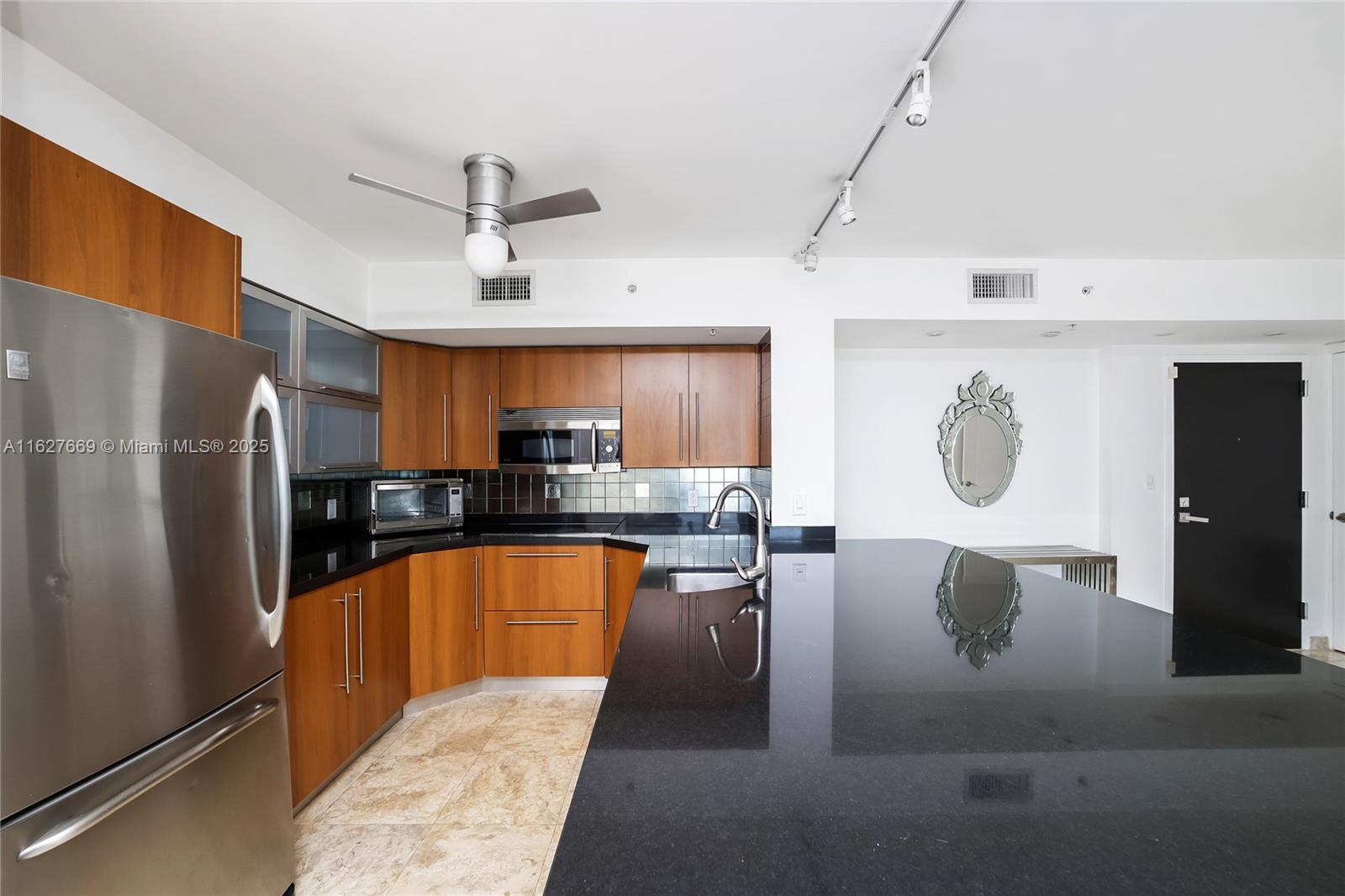 90 Alton Road, Unit 2909 Miami Beach, FL 33139 - Photo 31 of 56 Gallery Image 31